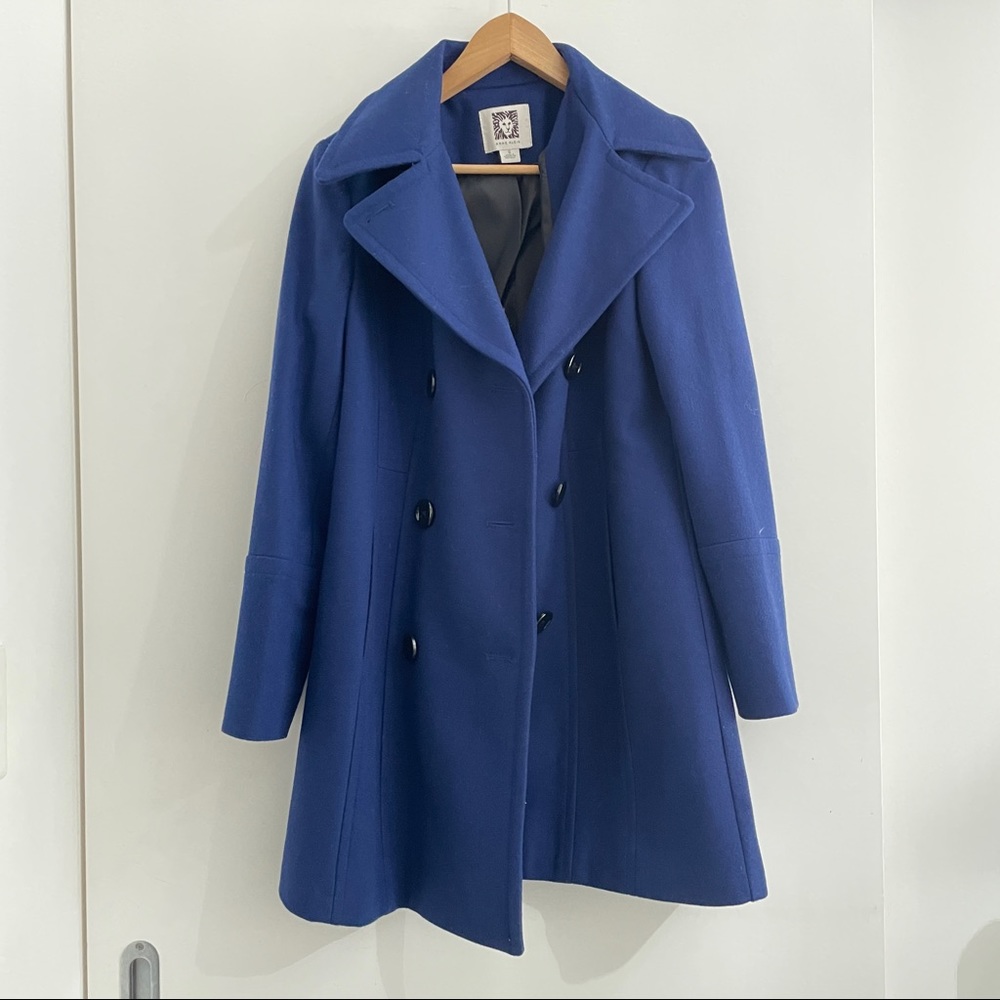 Elegant Blue Double-Breasted Women's Coat